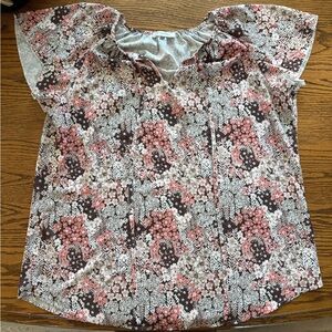 Flowy Floral Top